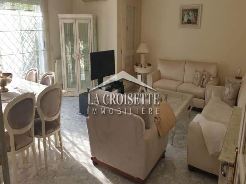 Un triplex S+6 meublé à La Marsa